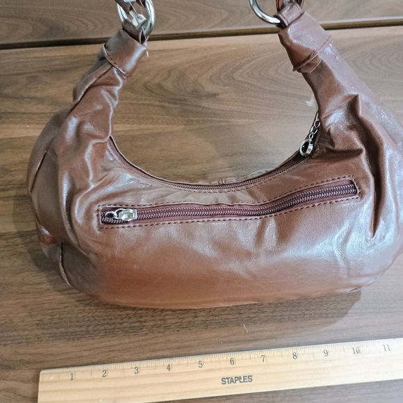 Elegant Brown Vegan Leather Shoulder Bag - Picture 3 of 3